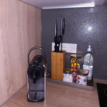 Am City Apartment 24H Self-Check-In, Free Parking, U-Bahn 350M, Netflix Nürnberg Exterior foto